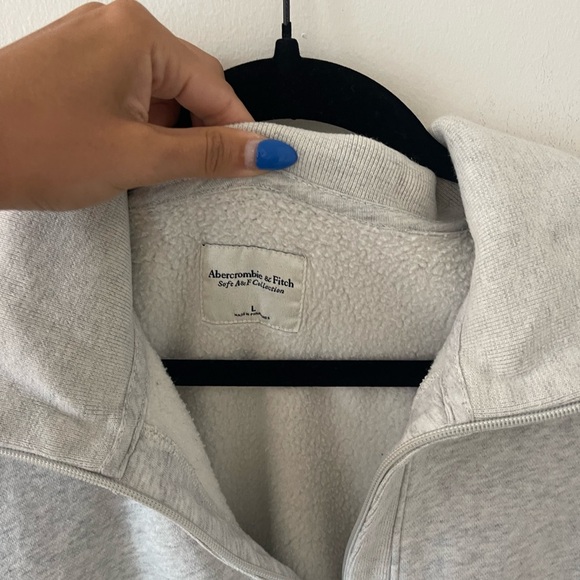 Abercombie Grey Essential Half Zip - Picture 3 of 7